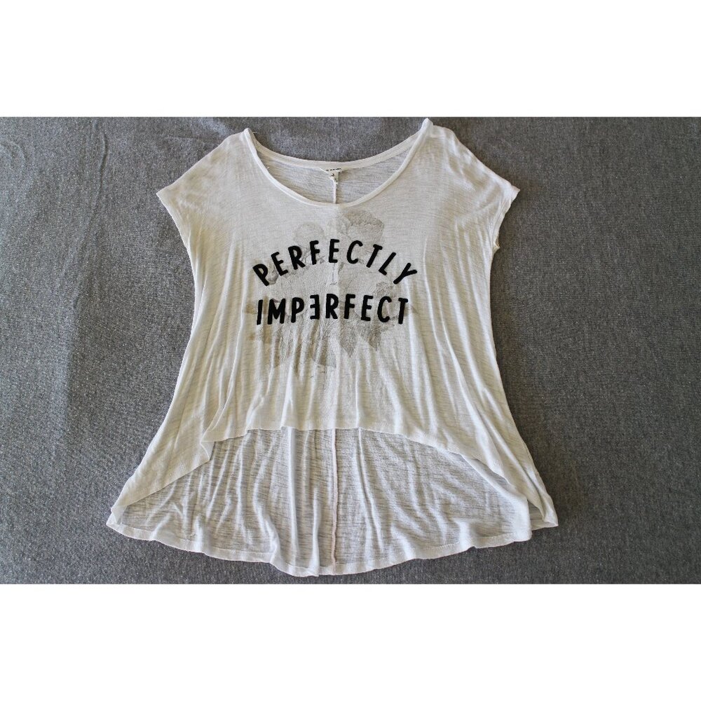 Bethany Mota White Short Sleeve T-Shirt Perfectly Imperfect Rose Floral Size S